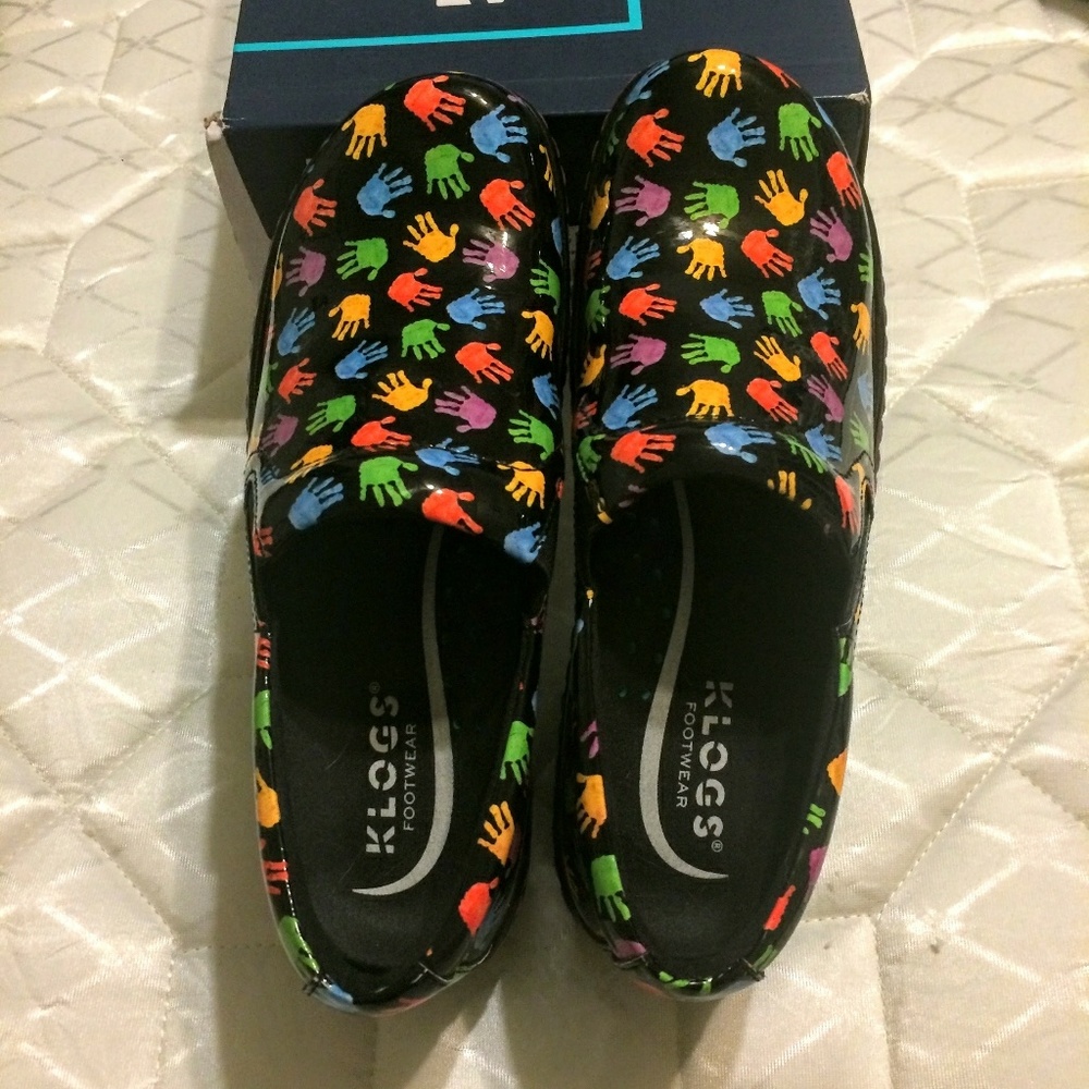 Klogs NWB Sz 8m Naples Hands Patent Leather